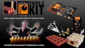Kit Cucina Efficace
Set di accessori con libro per praticare un nuovo modello di cucina Efficace a casa
Design: Paolo Barichella Kit Cucina Efficace